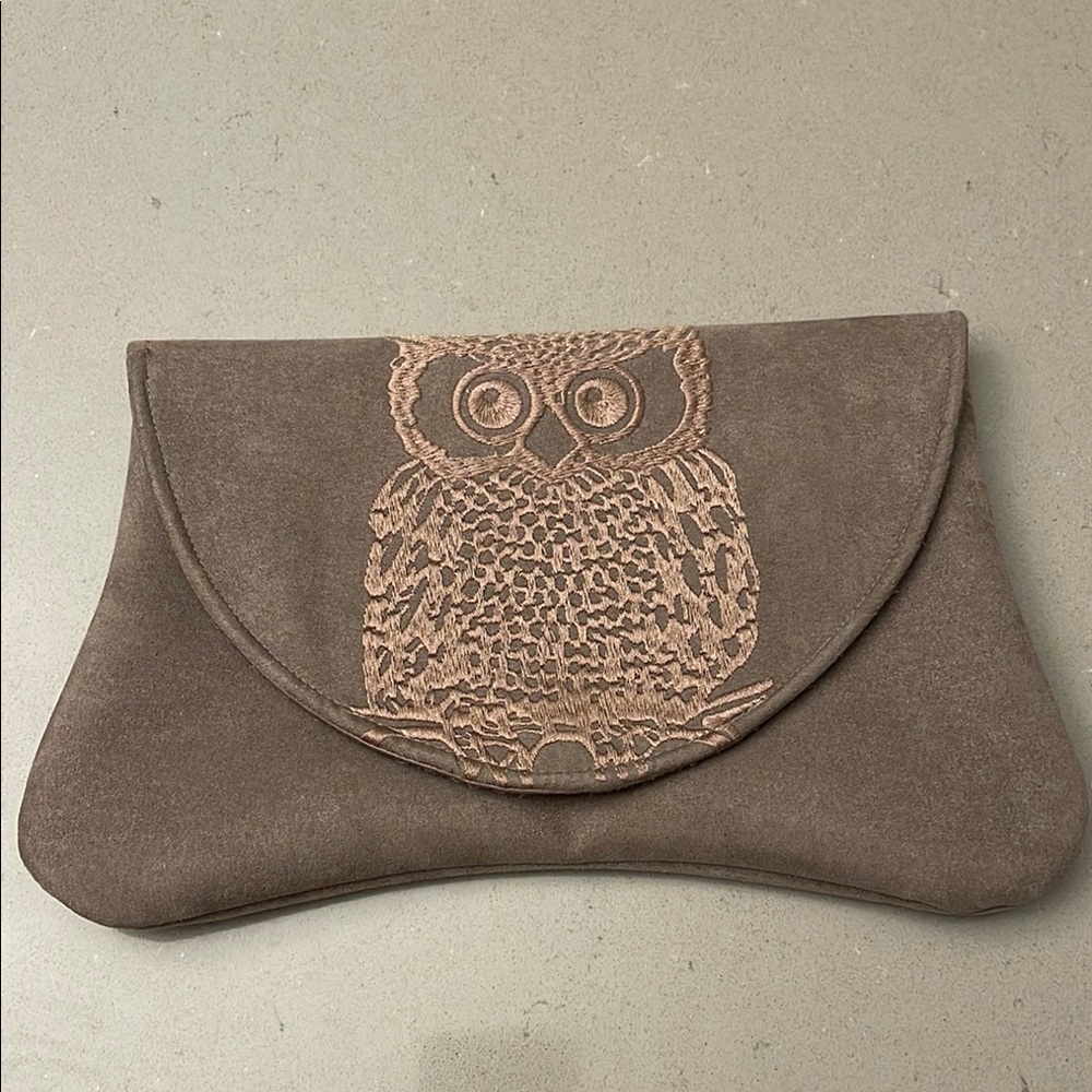 Elegant Brown Owl Clutch